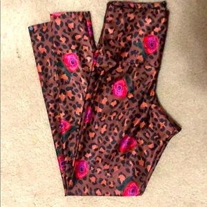 Onzie XS Midi Leggings